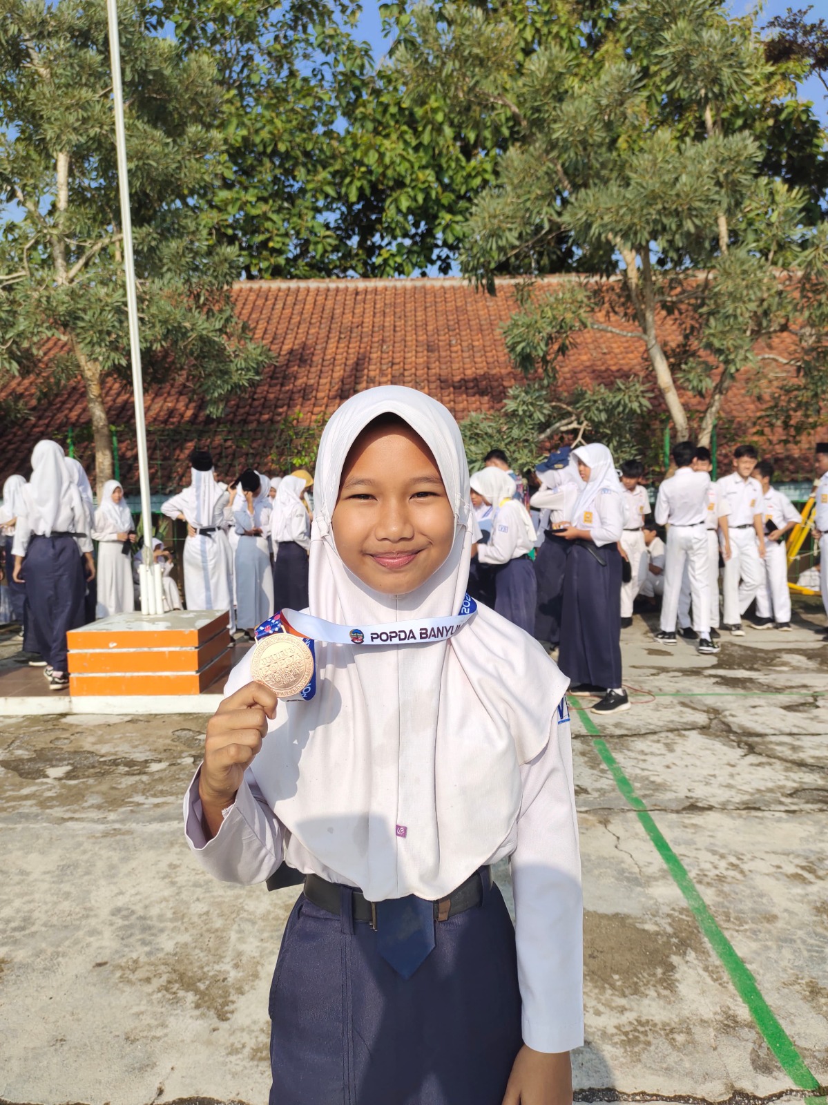 Prestasi Membanggakan! Siswi SMPN 3 Banyumas Sukses Sabet Medali di POPDA Pencak Silat